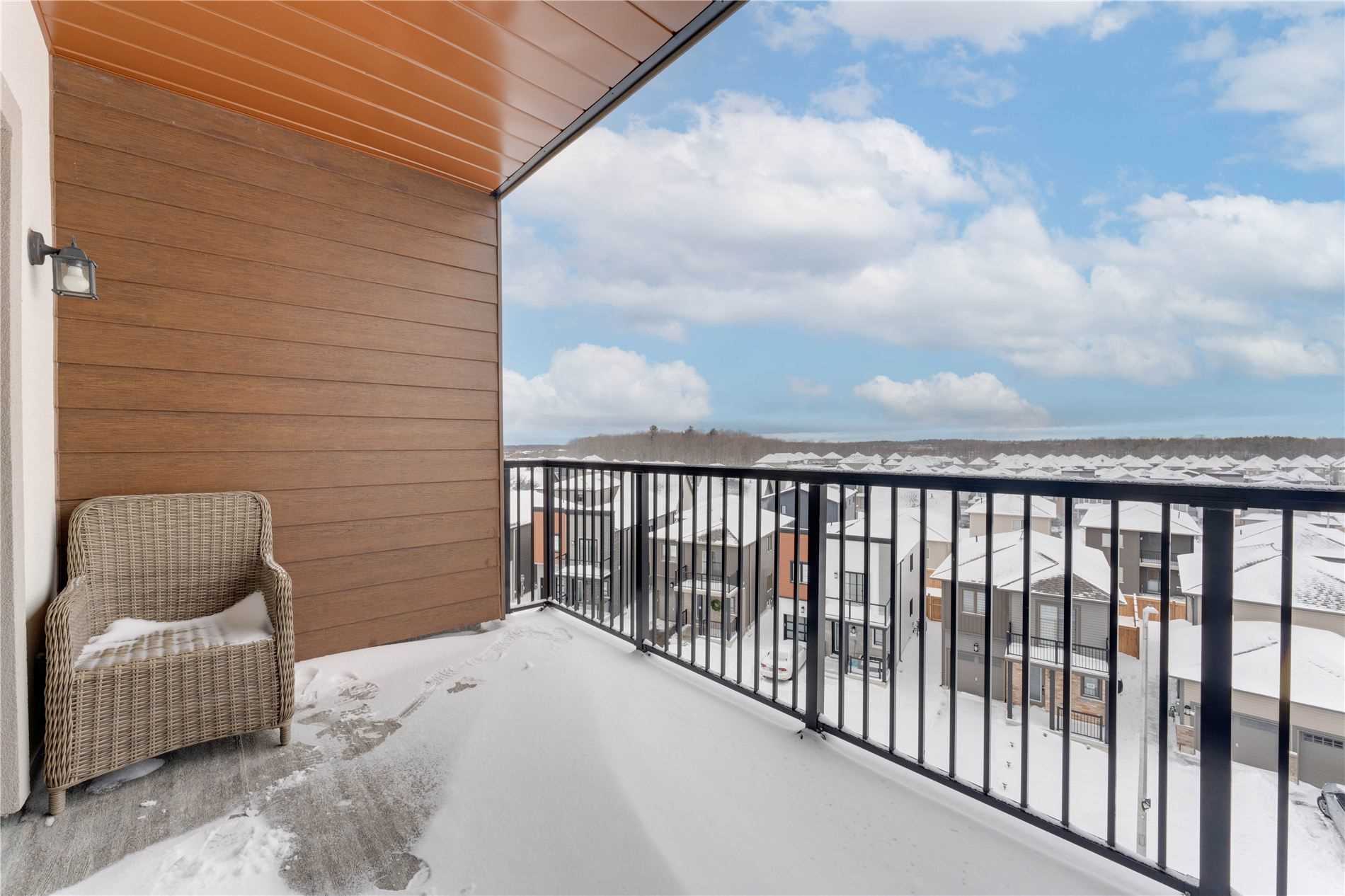 54 Koda St, #402