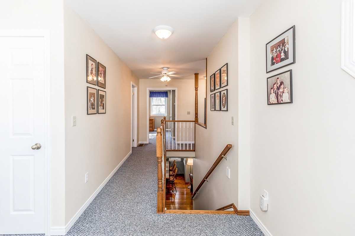 Listing S5967401 - Large Photo # 16