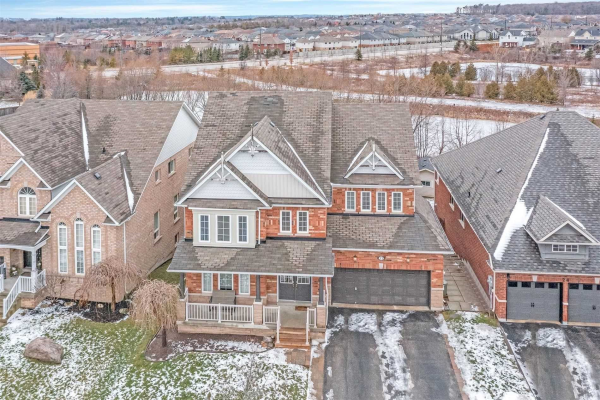 22 Regalia Way, Barrie