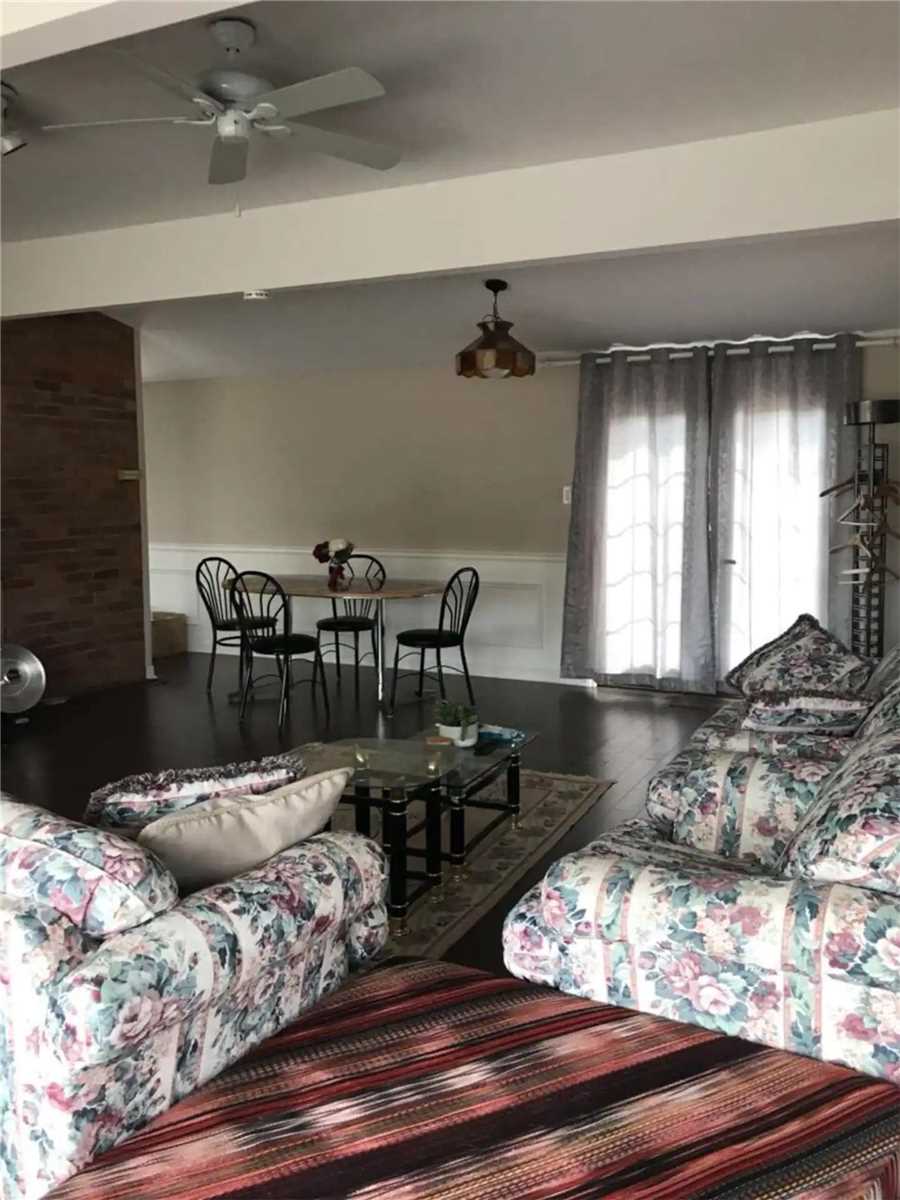 7696 South River Road