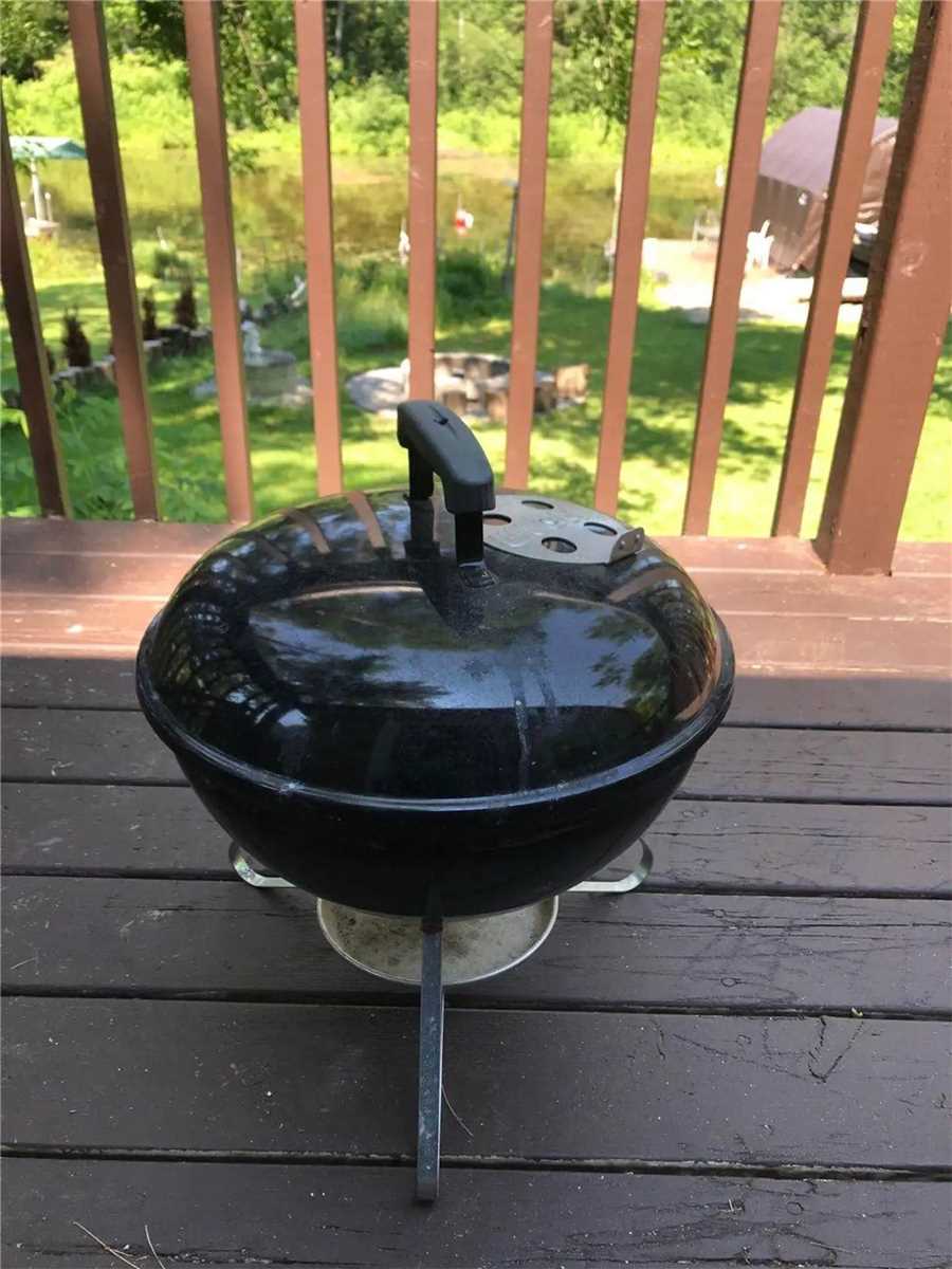 7696 South River Road