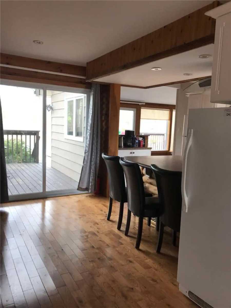 7696 South River Road