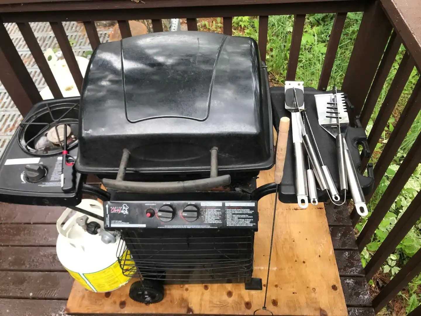 7696 South River Road