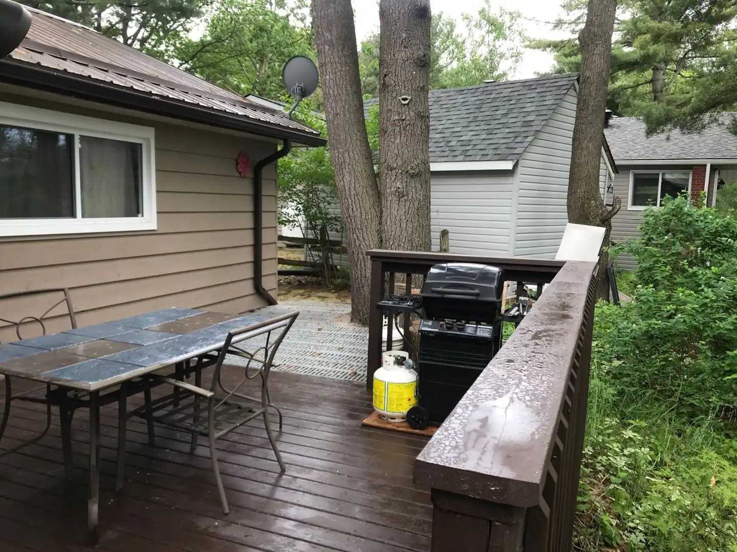 7696 South River Road