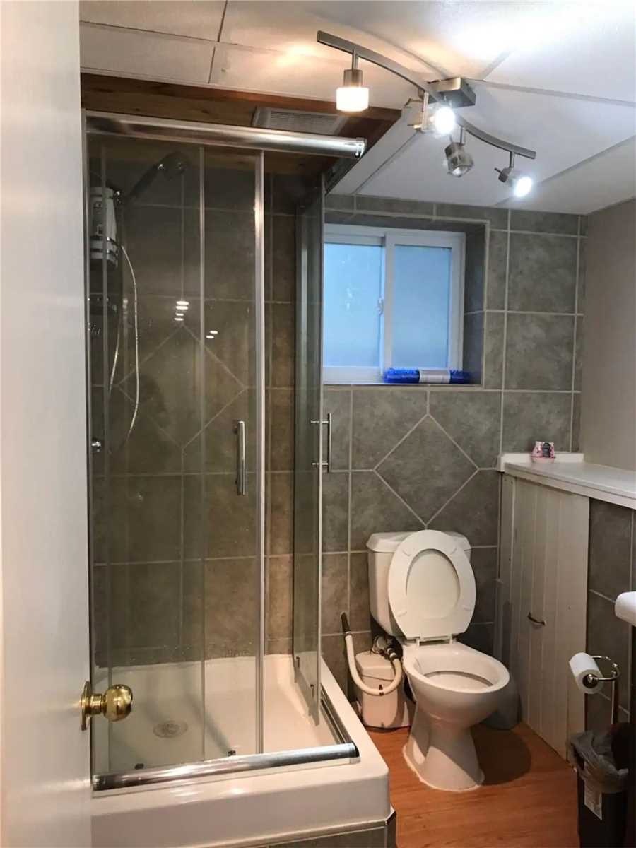 7696 South River Road