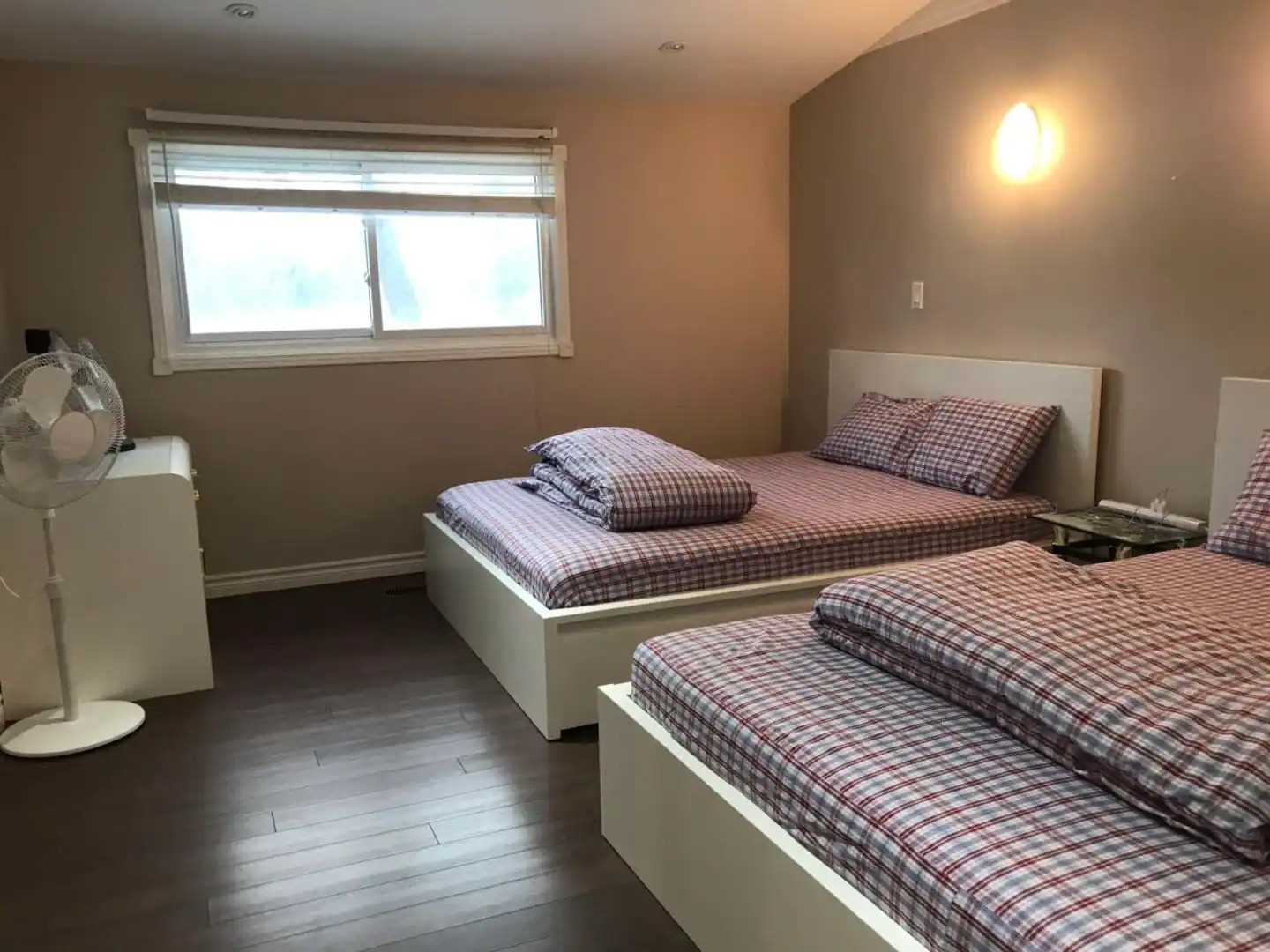 7696 South River Road