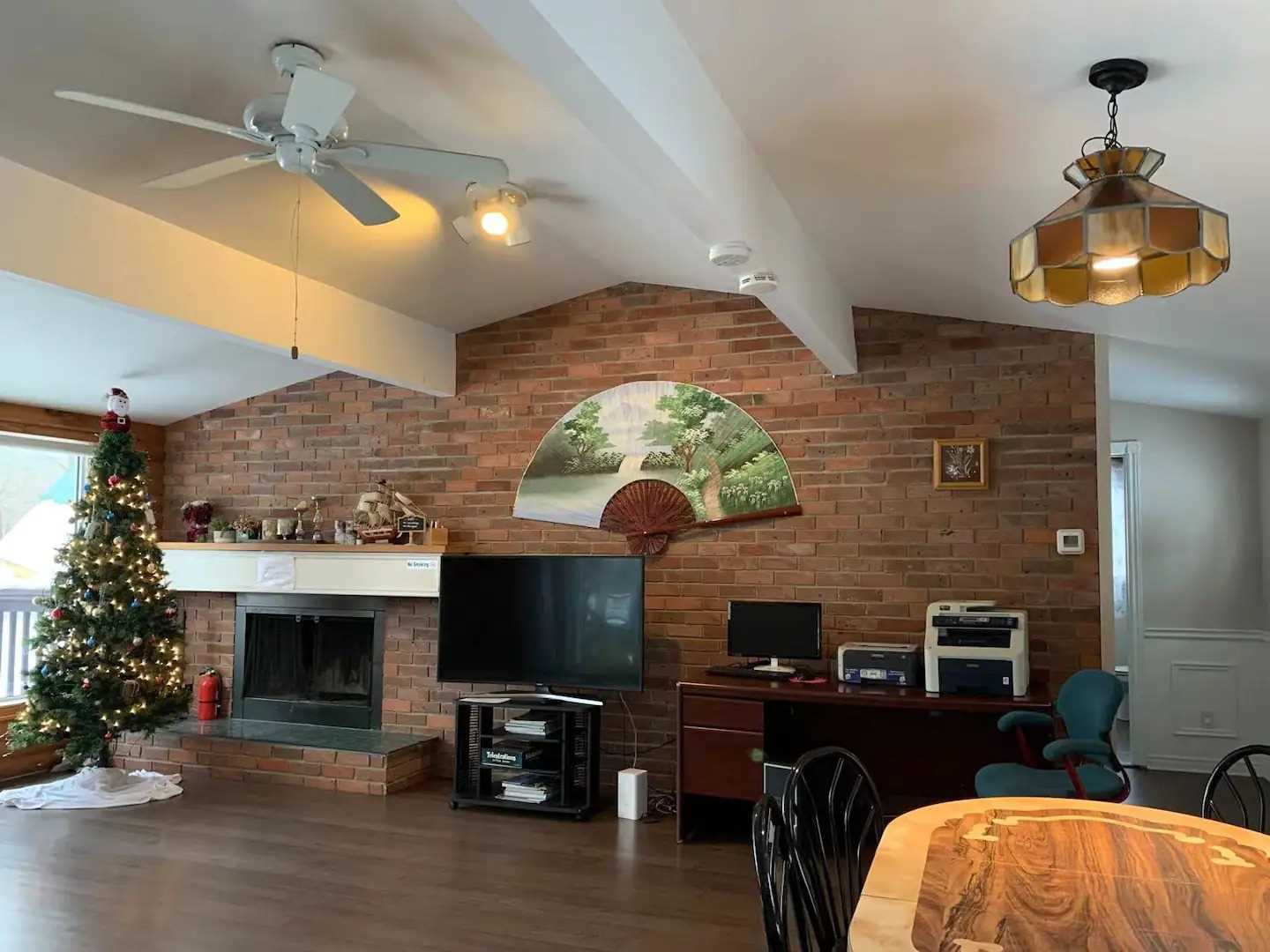 7696 South River Road