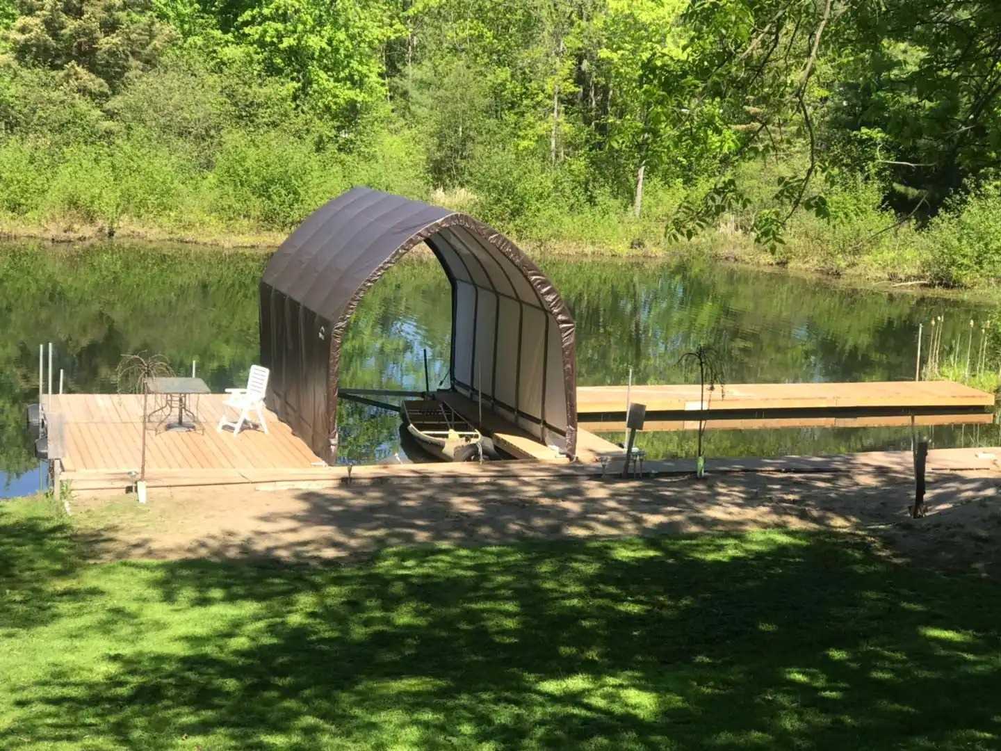 7696 South River Road