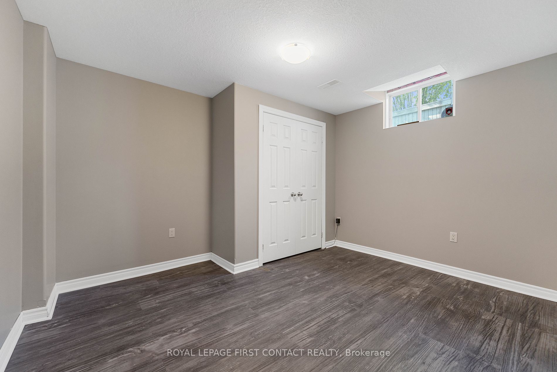 Listing S5969484 - Large Photo # 30