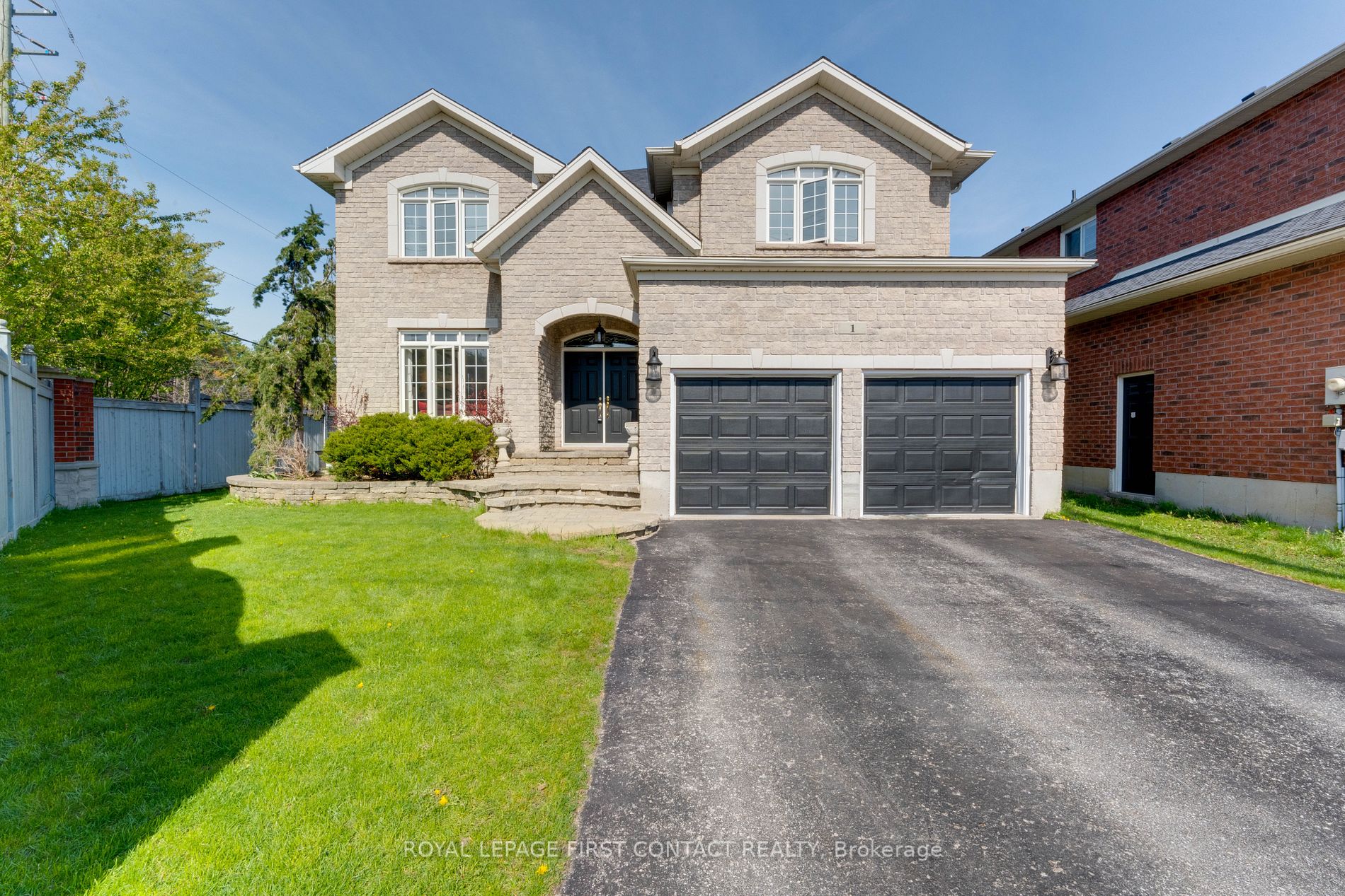 Listing S5969484 - Large Photo # 1