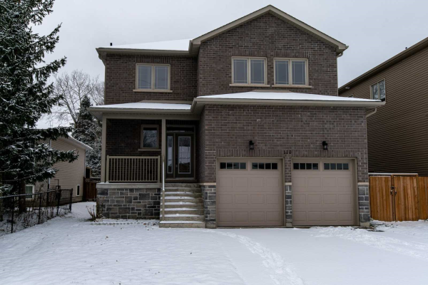 110 62nd St S, Wasaga Beach