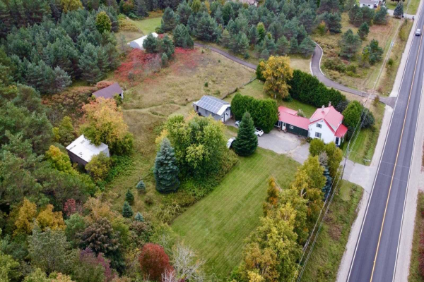 199 Lafontaine Rd E, Tiny