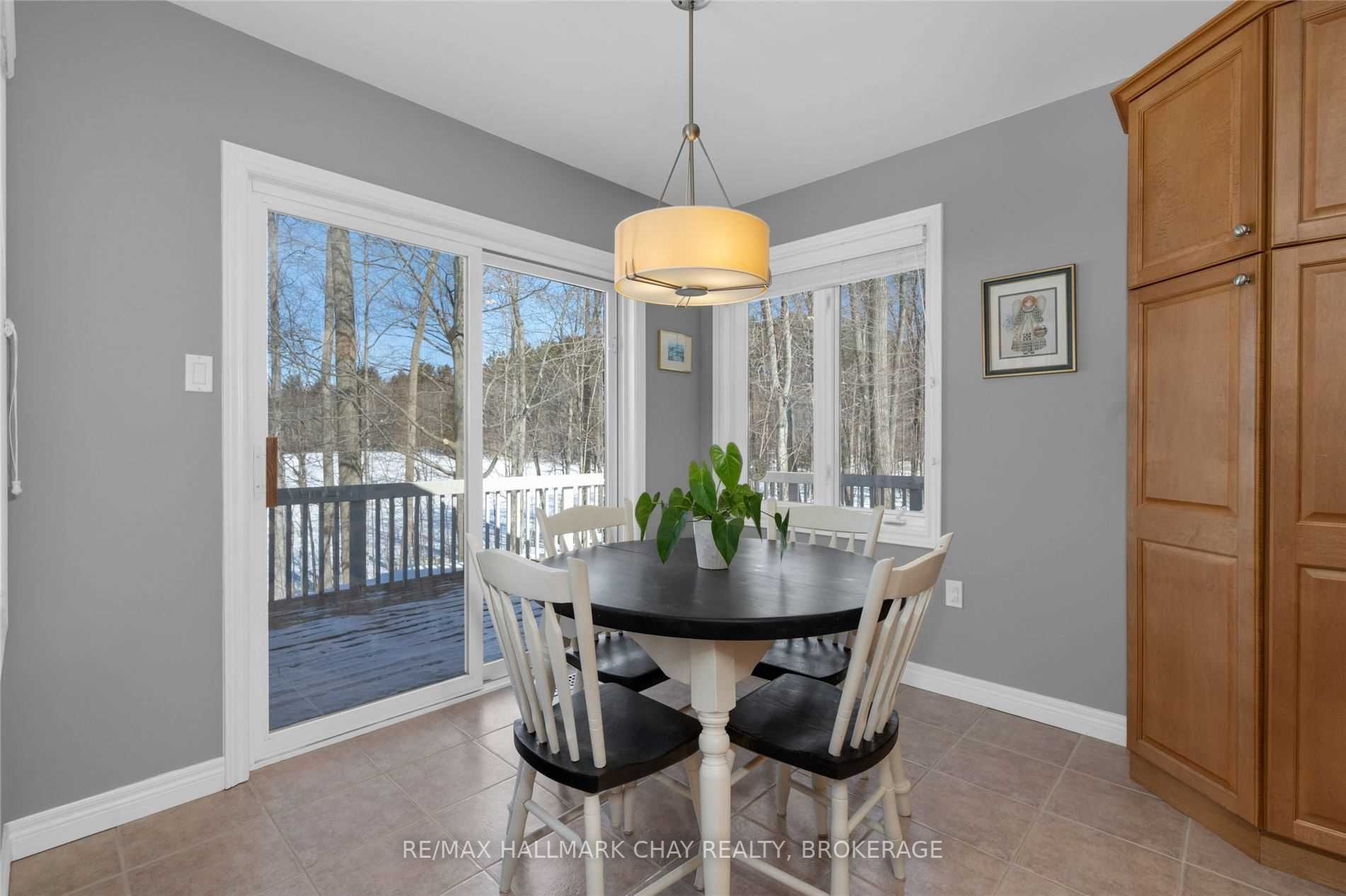 Listing S5972895 - Large Photo # 11