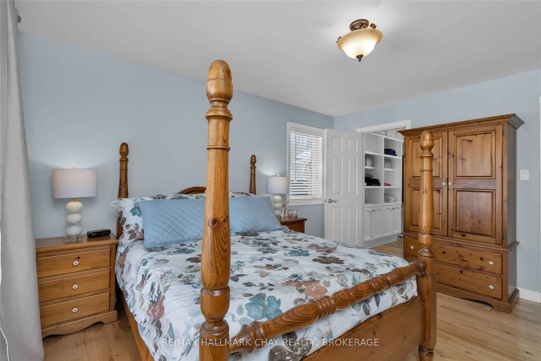 Listing S5972895 - Large Photo # 15