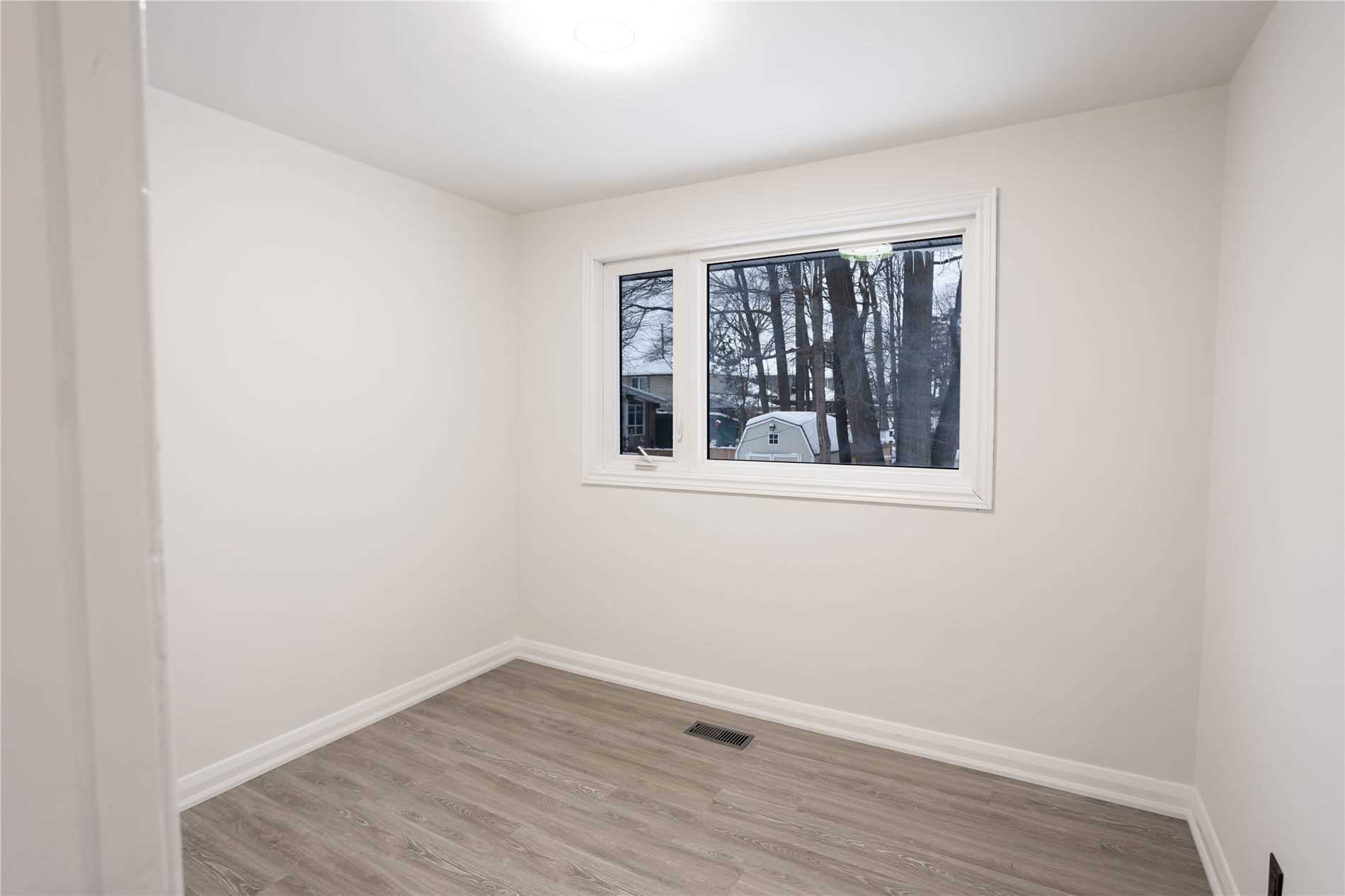 Listing S5974121 - Large Photo # 11