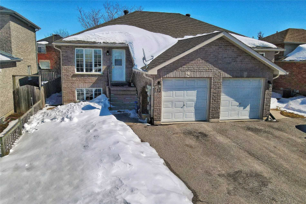 13 Violet St, Barrie