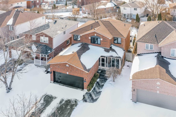 180 Brucker Rd, Barrie