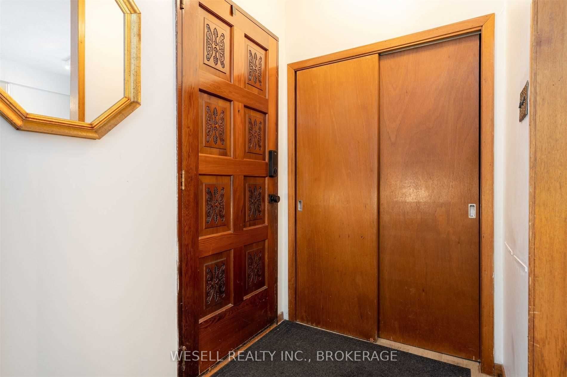 Listing S5984527 - Large Photo # 2