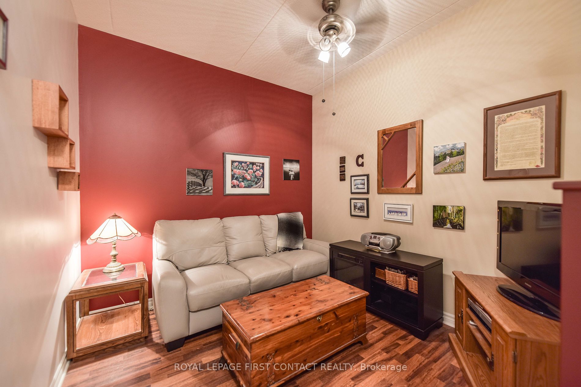 Listing S5985828 - Large Photo # 23