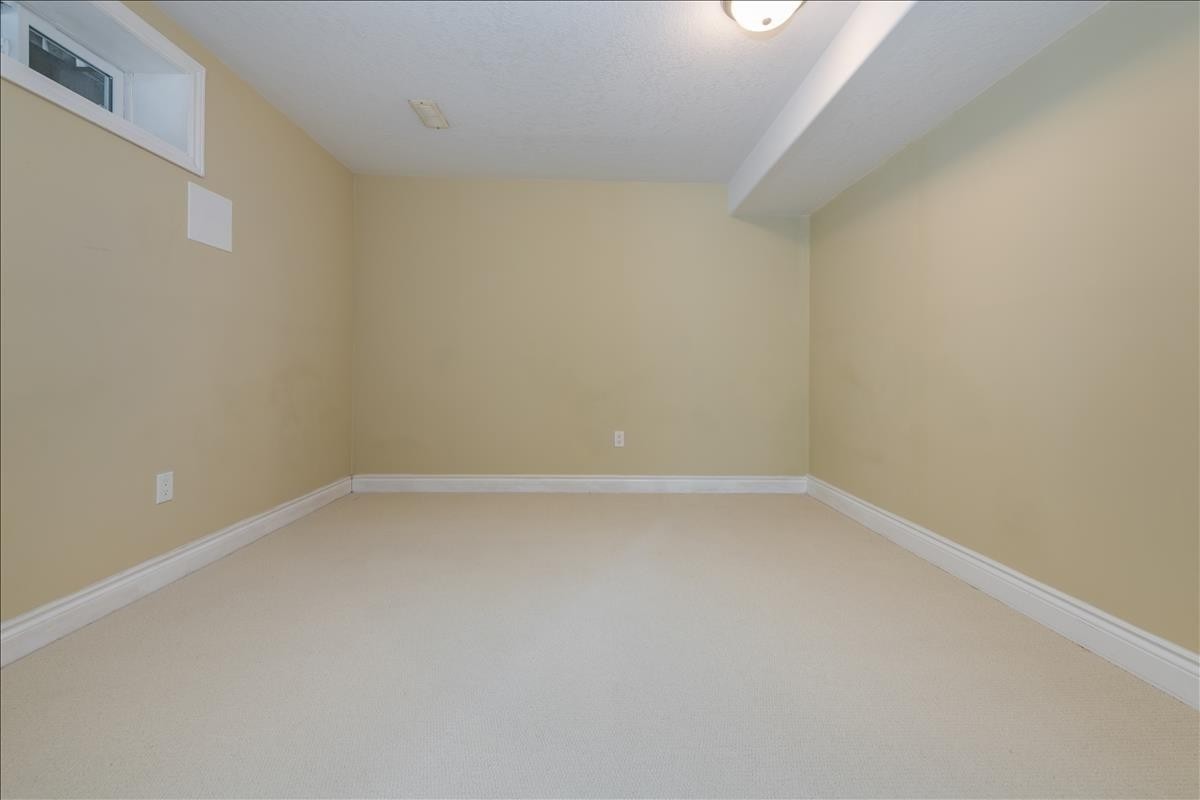 Listing S5986471 - Large Photo # 17
