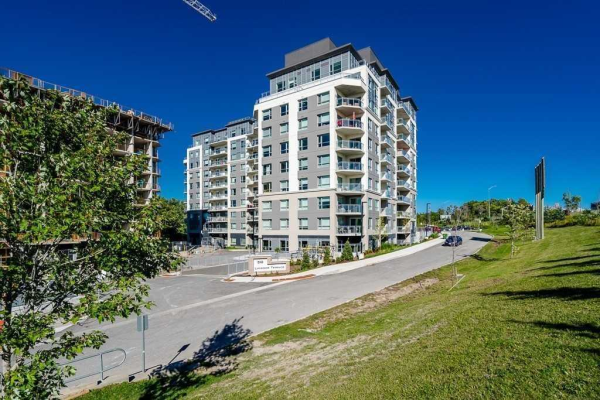 58 Lakeside Terr, Barrie