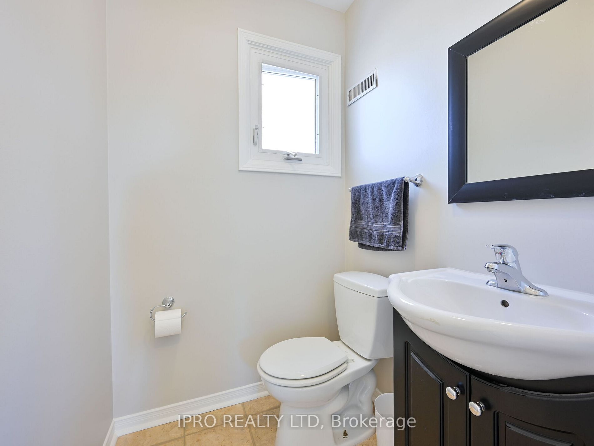 Listing S5998532 - Large Photo # 14