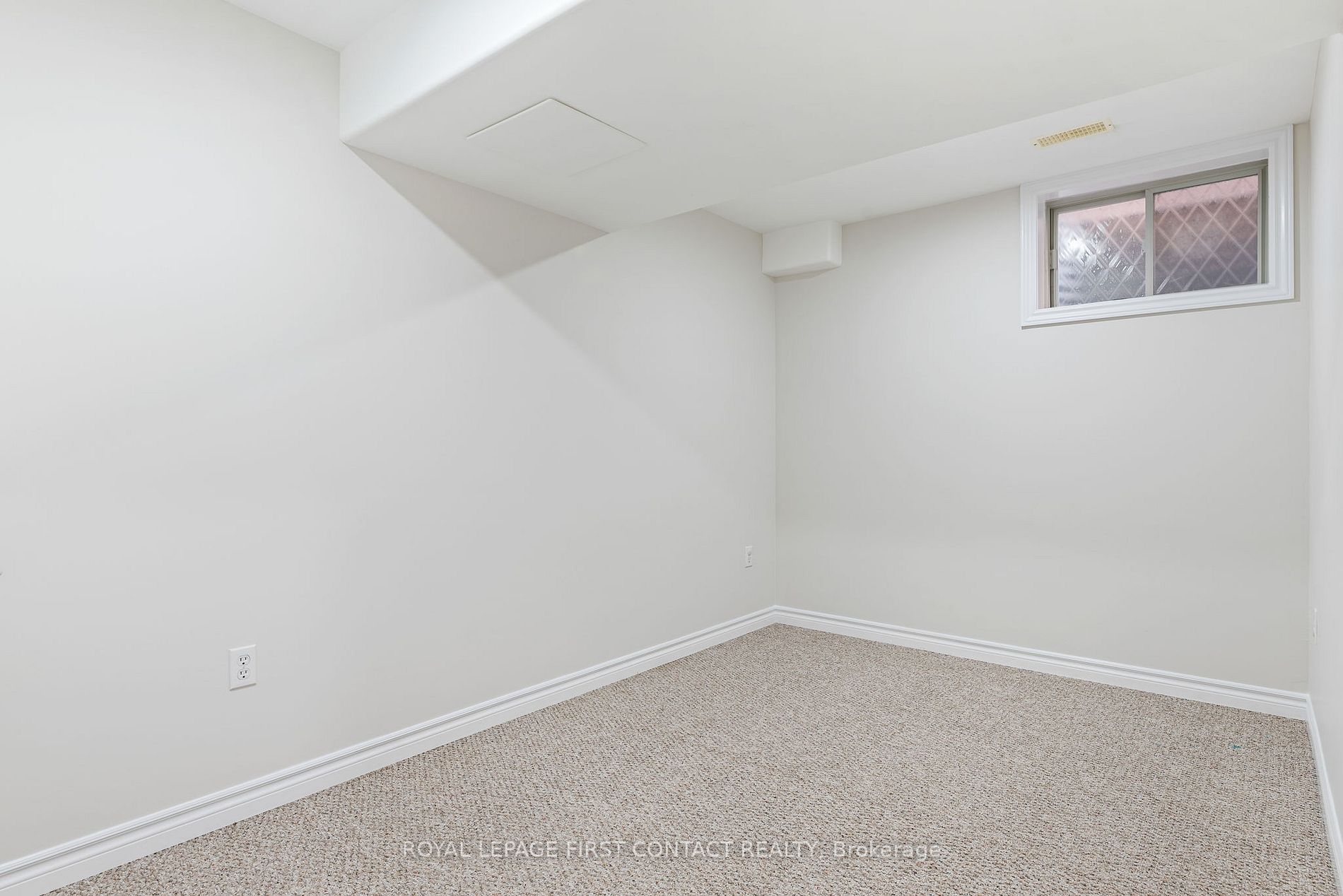 60 Balmoral Pl