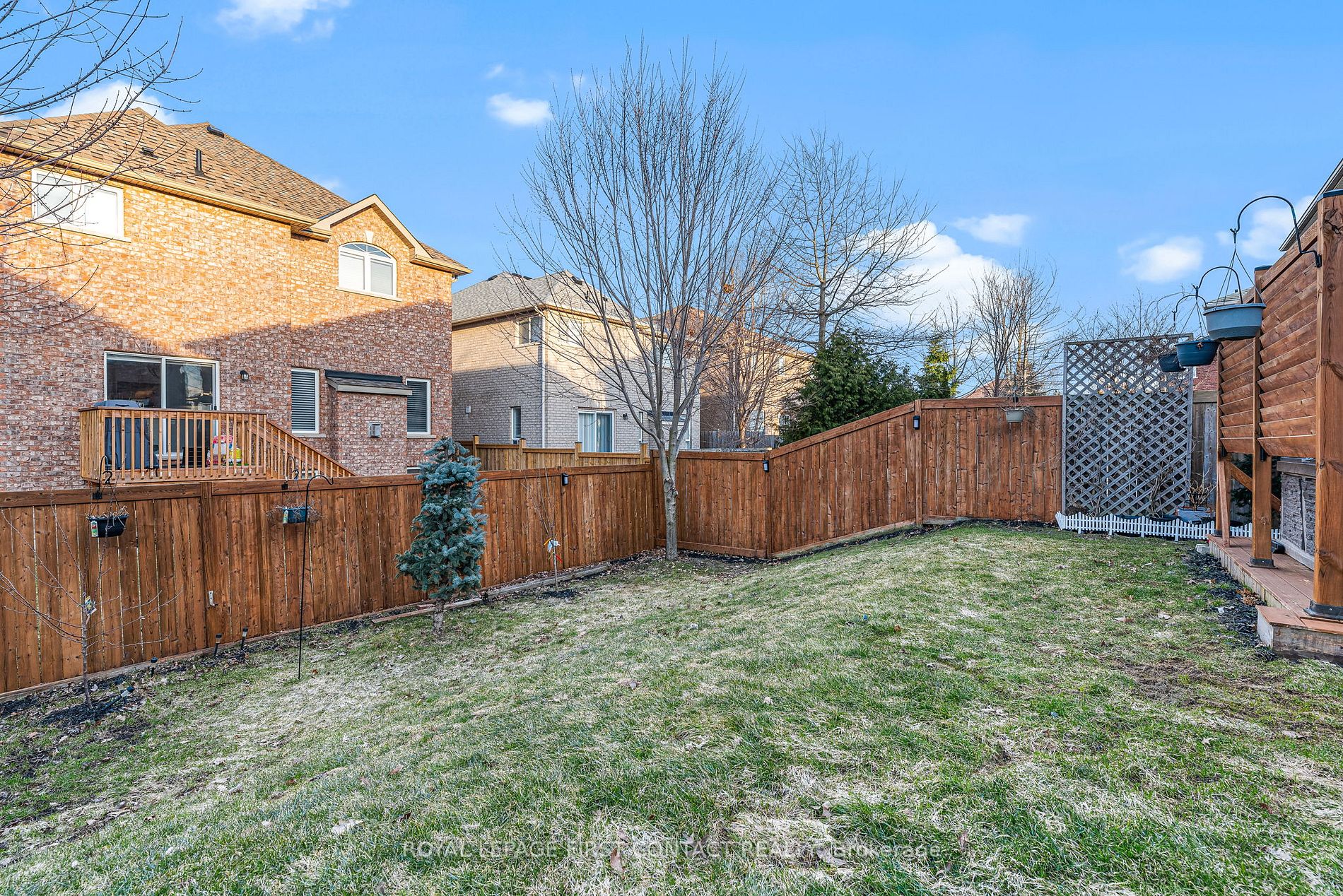 60 Balmoral Pl