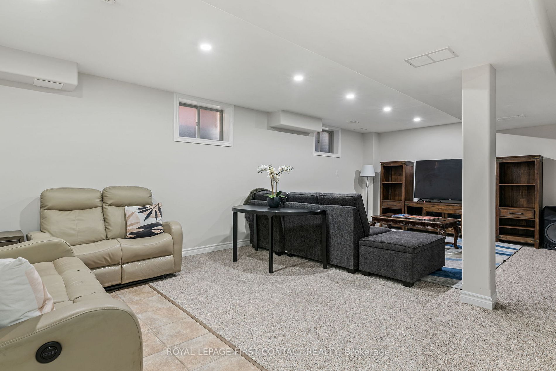 60 Balmoral Pl