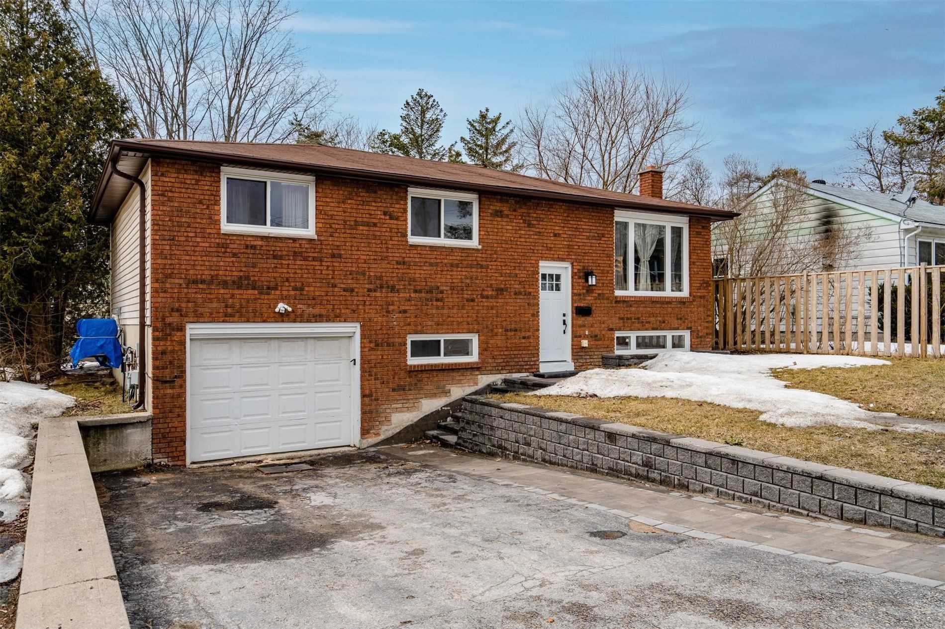 200 Ferndale Drive N