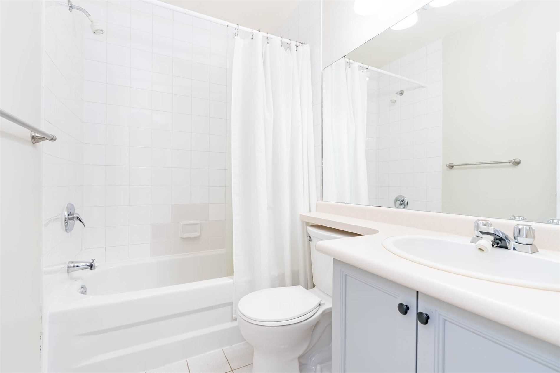 337 Mariners Way, #8
