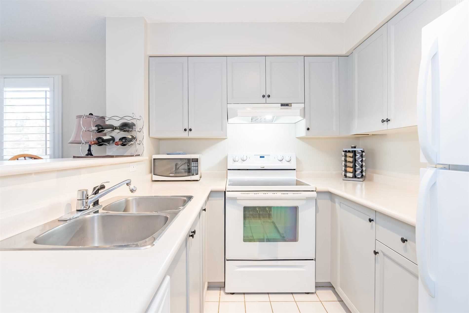 337 Mariners Way, #8