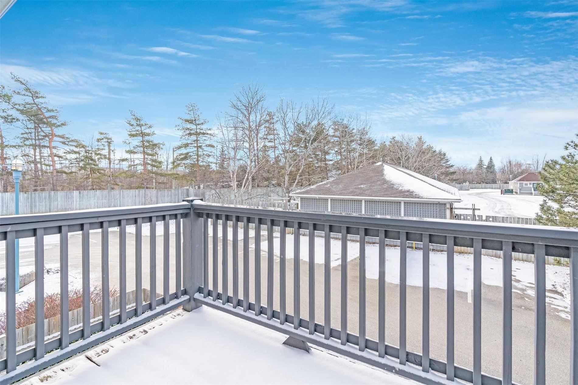 337 Mariners Way, #8