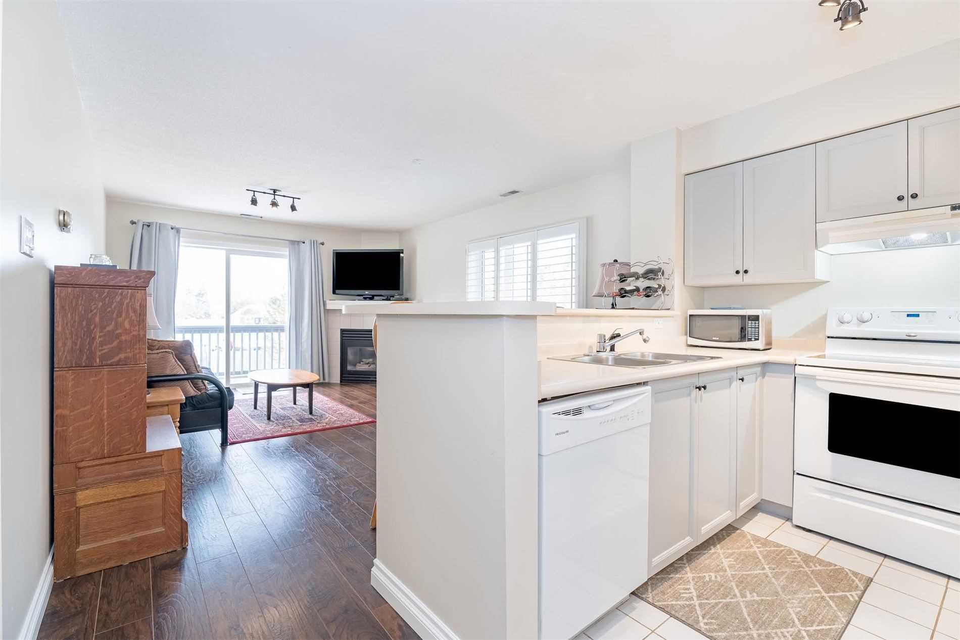 337 Mariners Way, #8