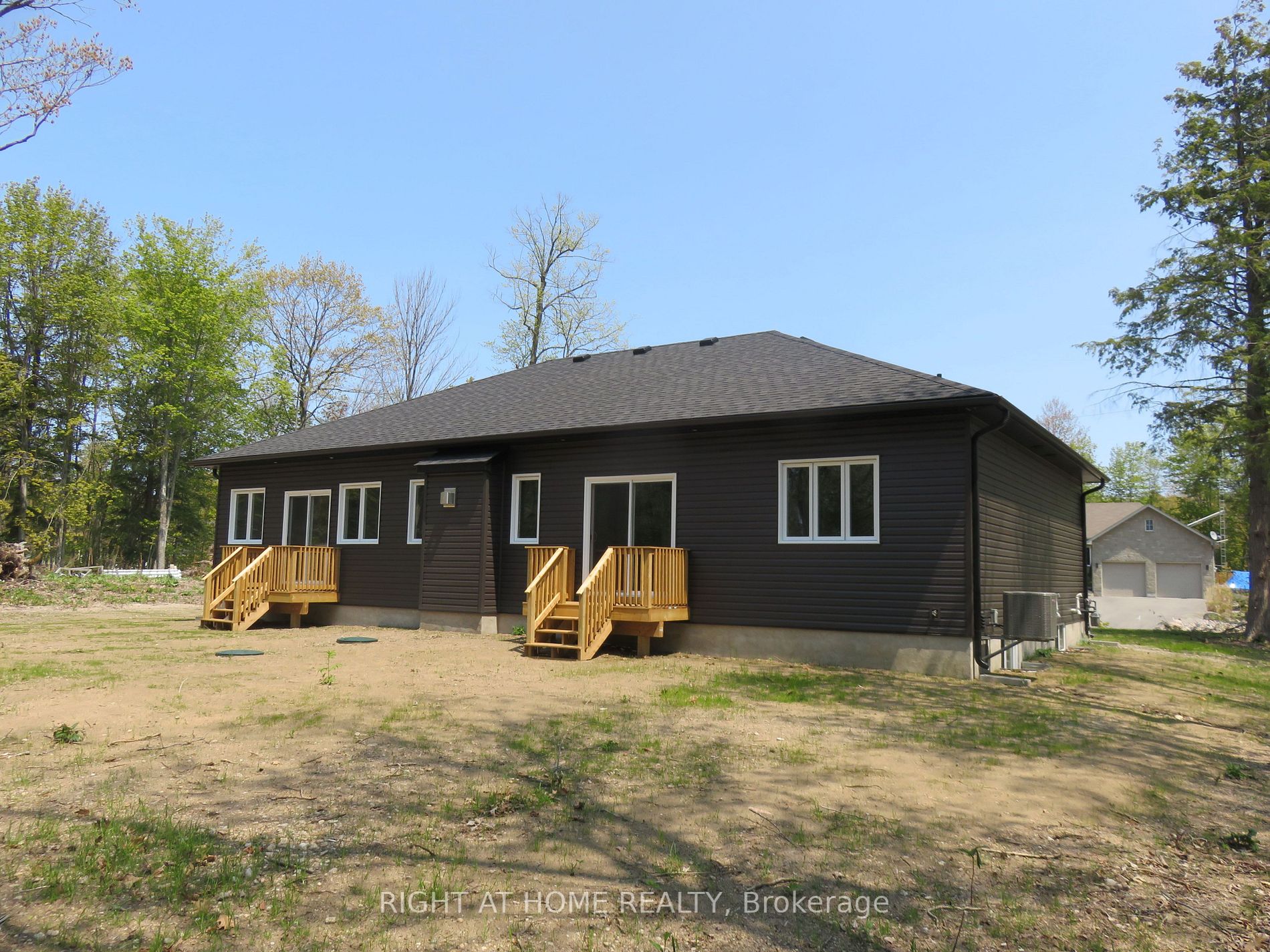 Listing S6003104 - Large Photo # 34