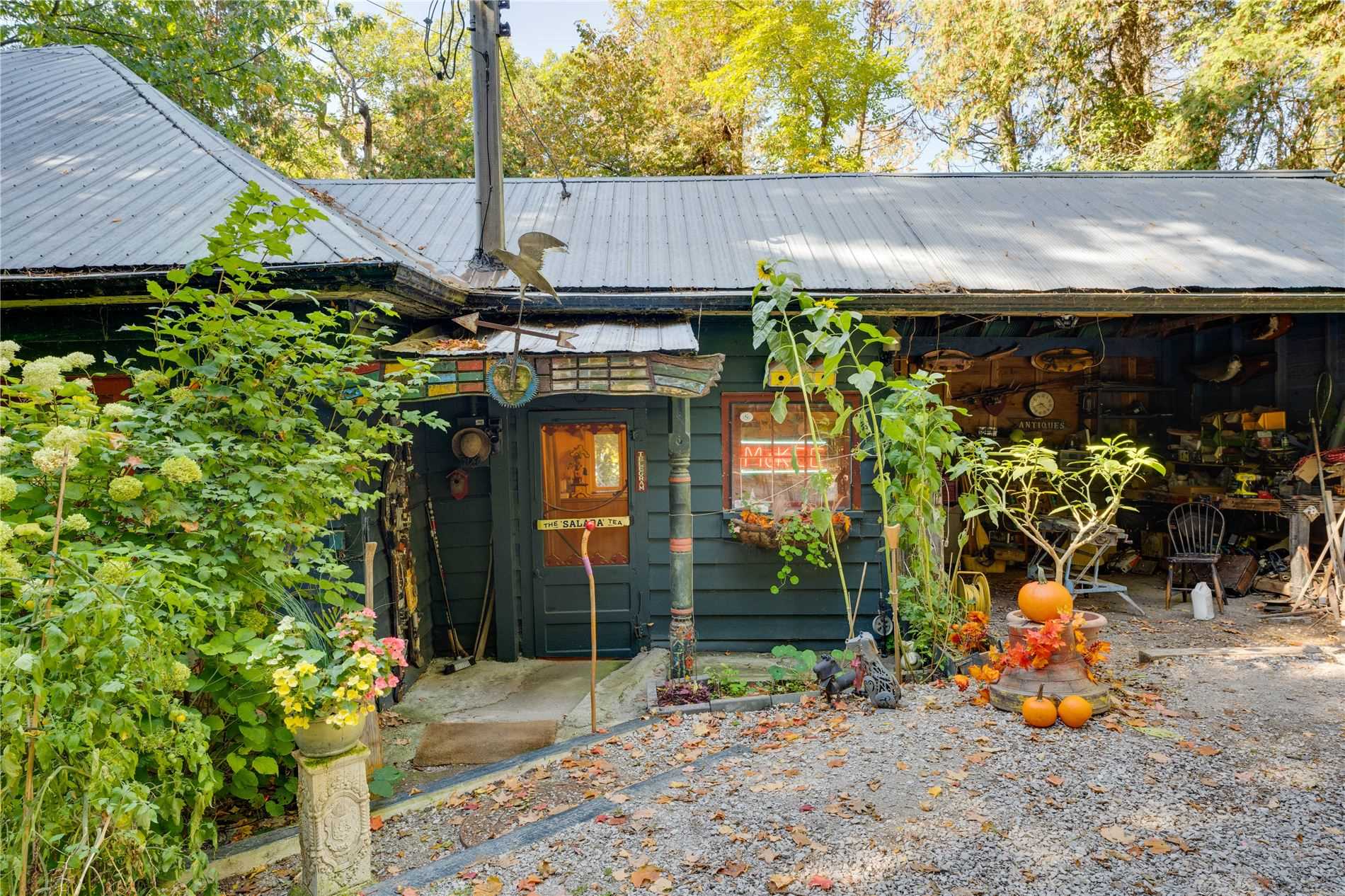 66 Orchard Point Rd