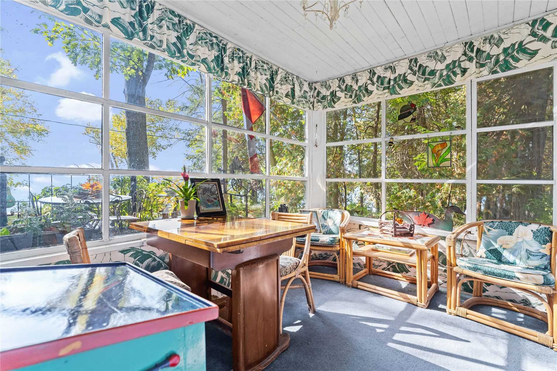 66 Orchard Point Rd