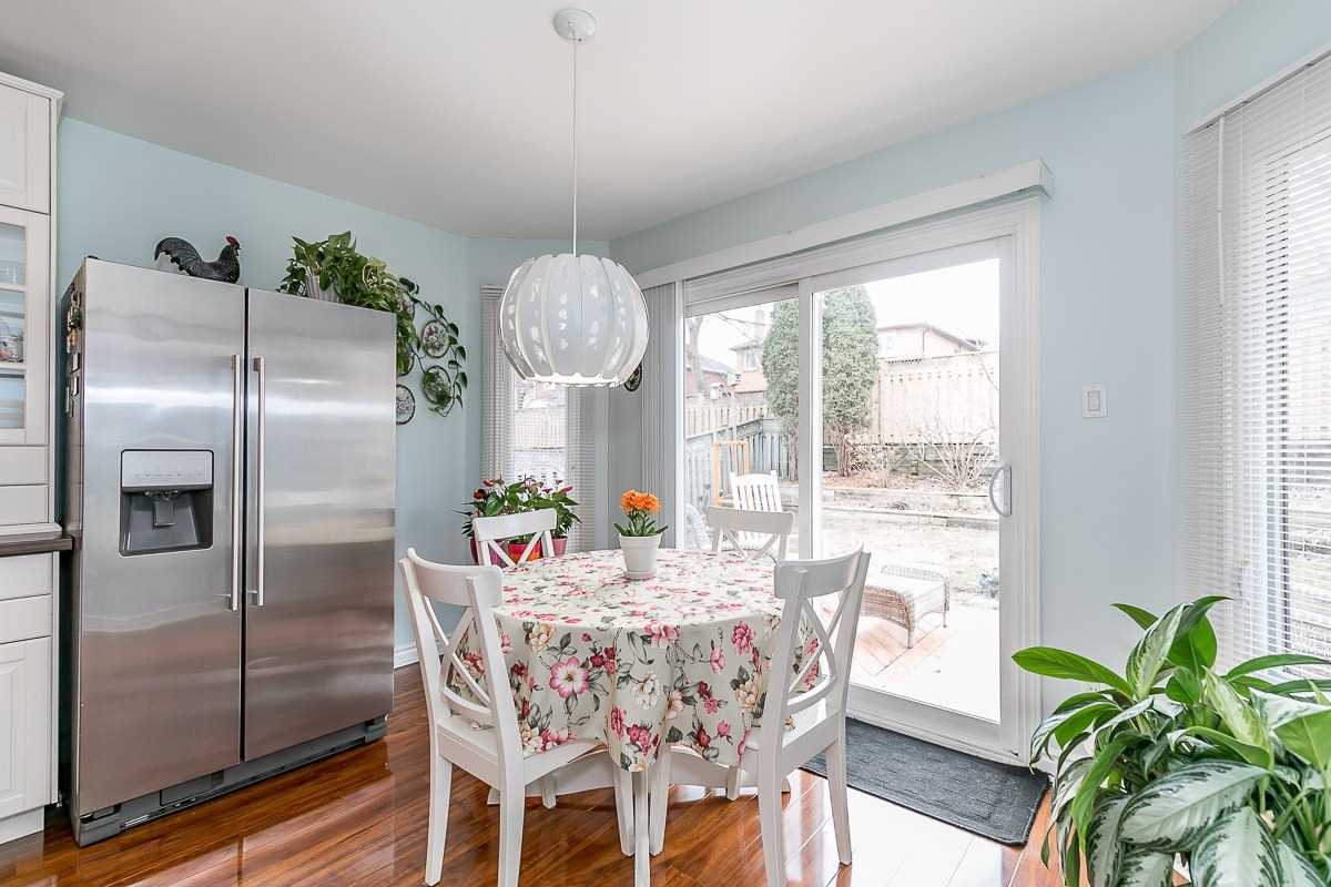 22 Macmillan Cres