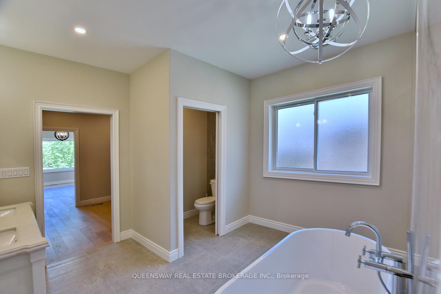 1852 River Road W