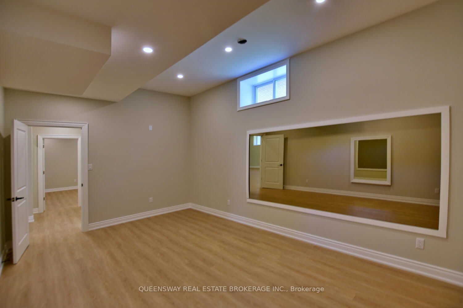 1852 River Road W