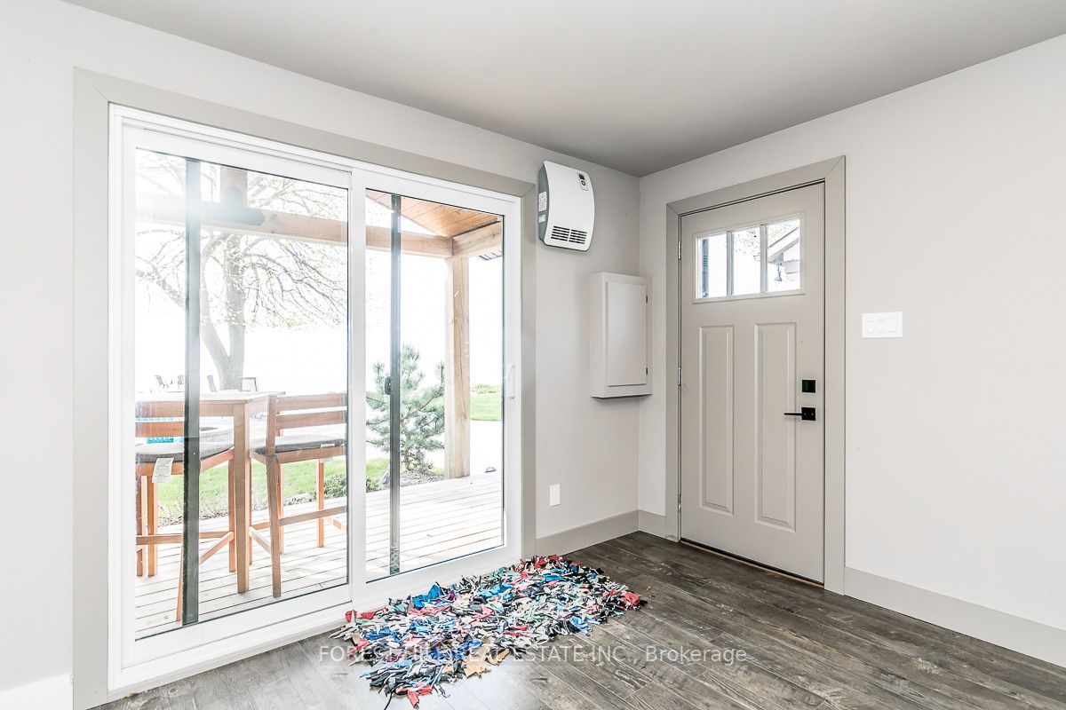 81 Parkside Dr