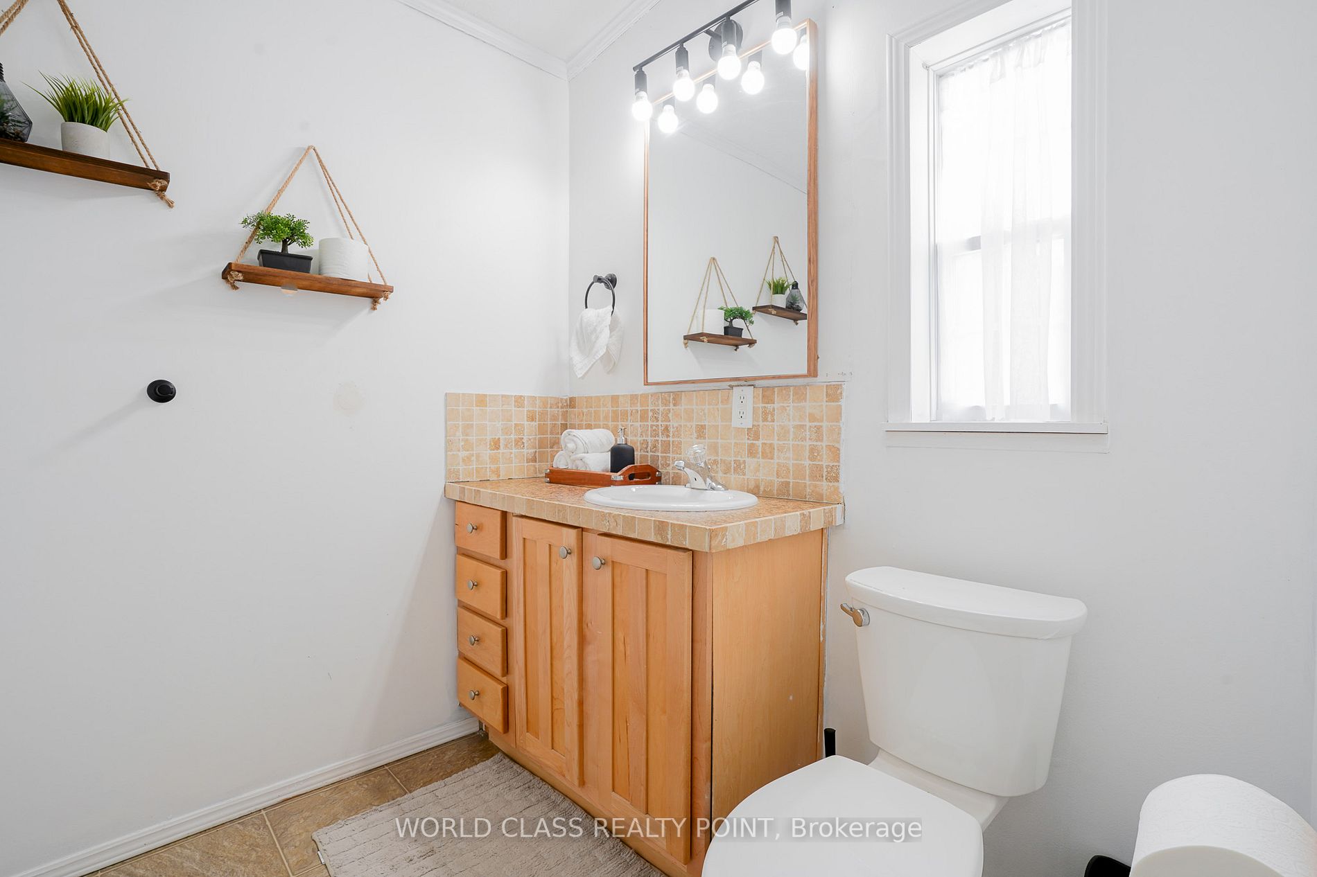 Listing S6006660 - Large Photo # 28