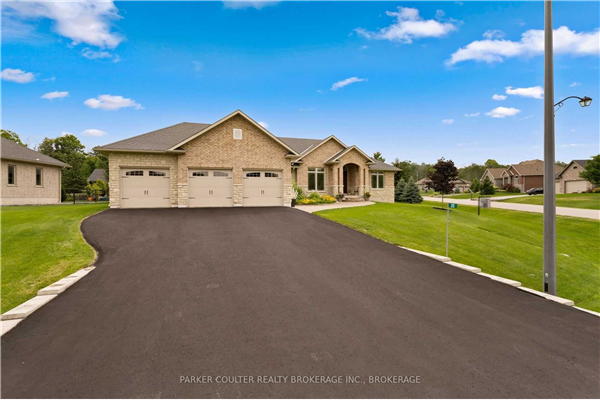 25 Orchardview St, Springwater