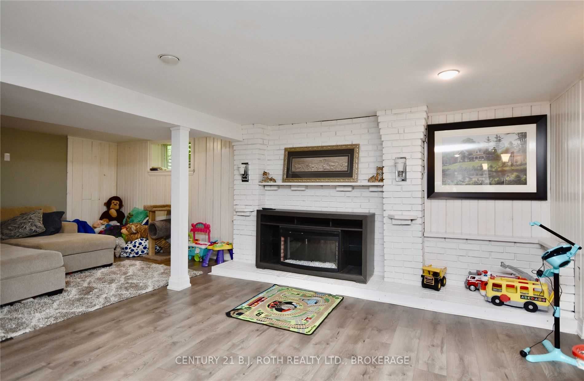 93 O'brien St