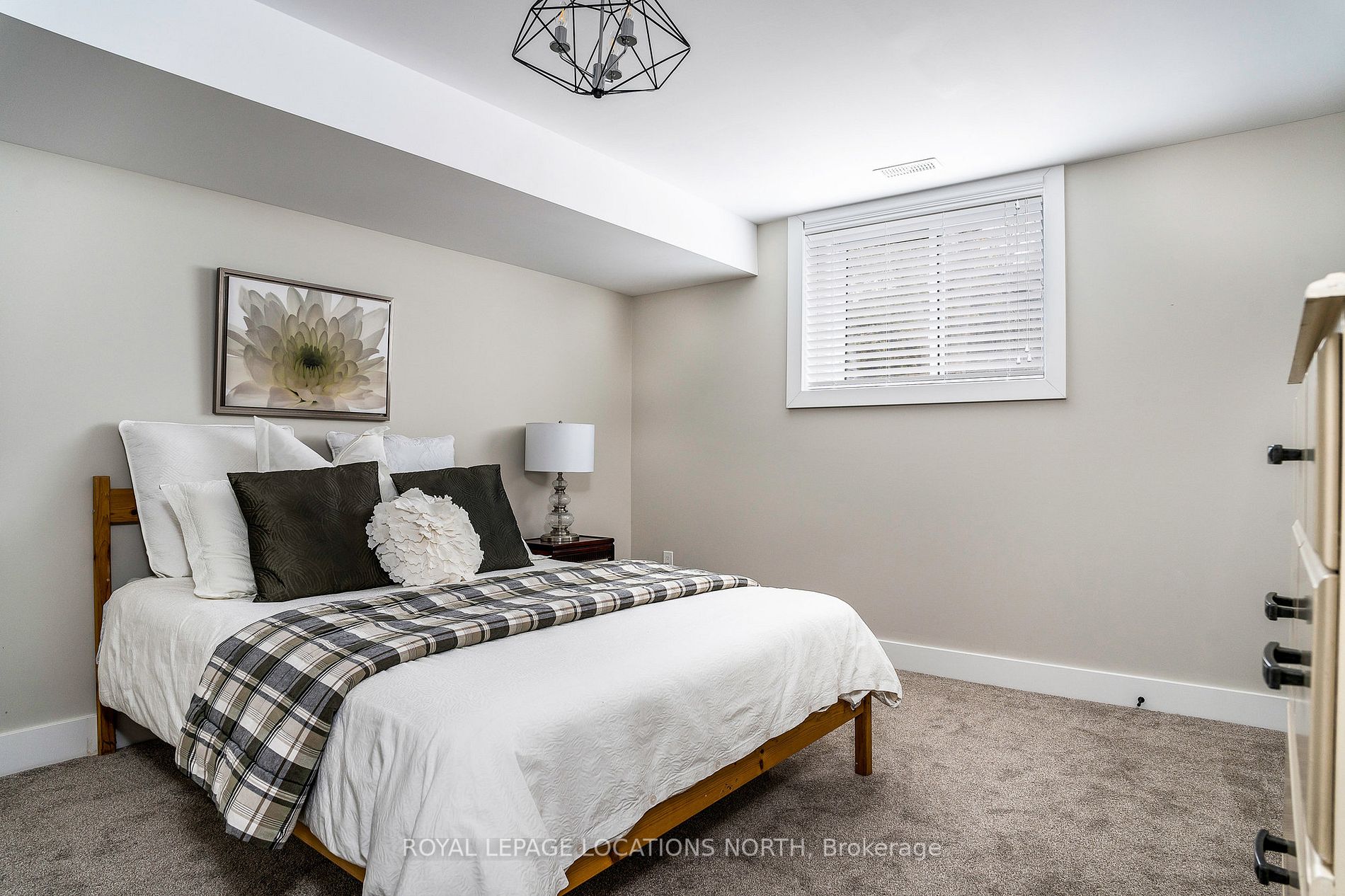 131 Glenlake Blvd