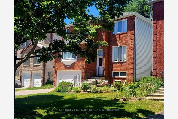 26 Moore Pl, Barrie