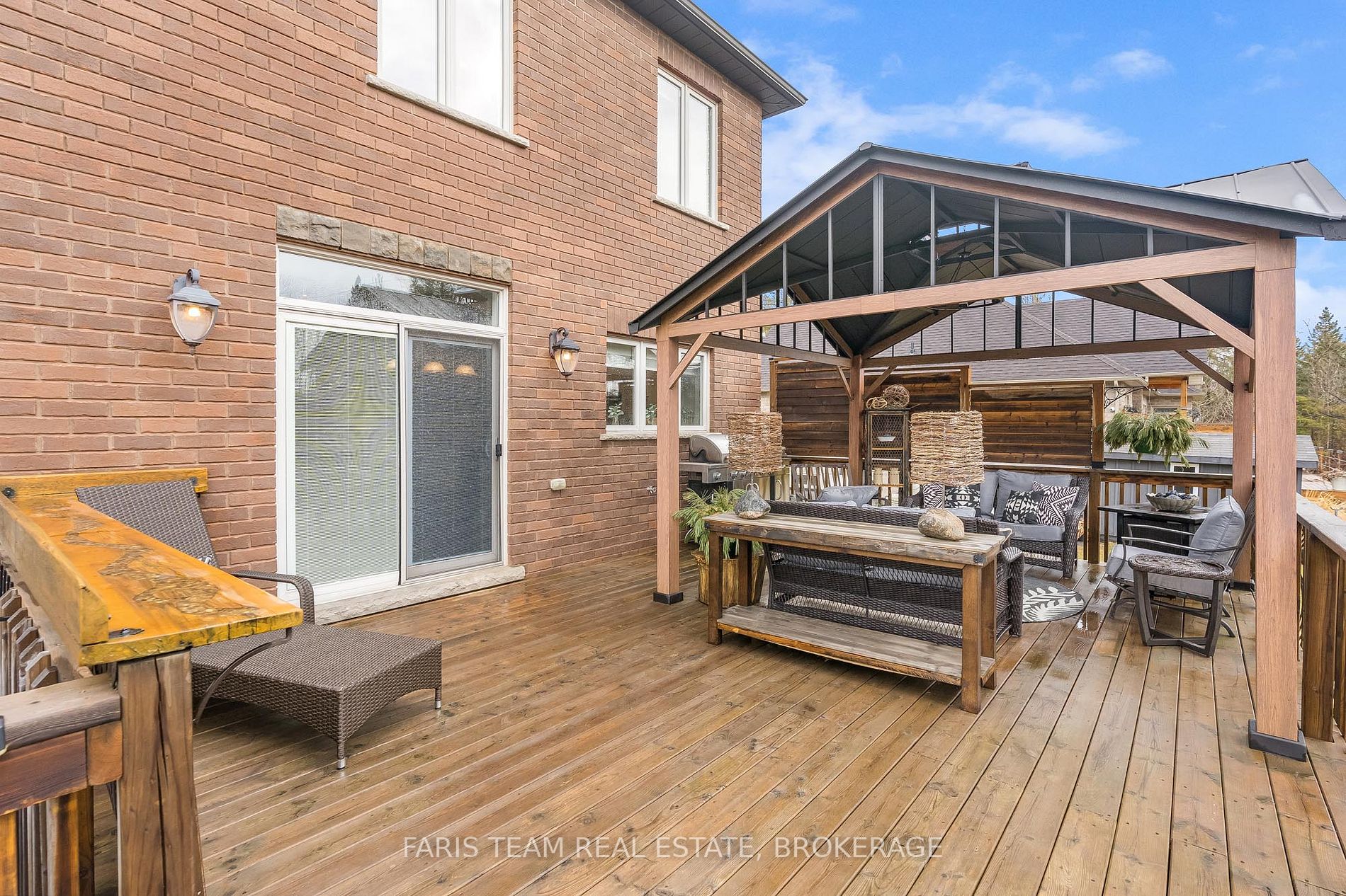 41 Heatherwood Dr