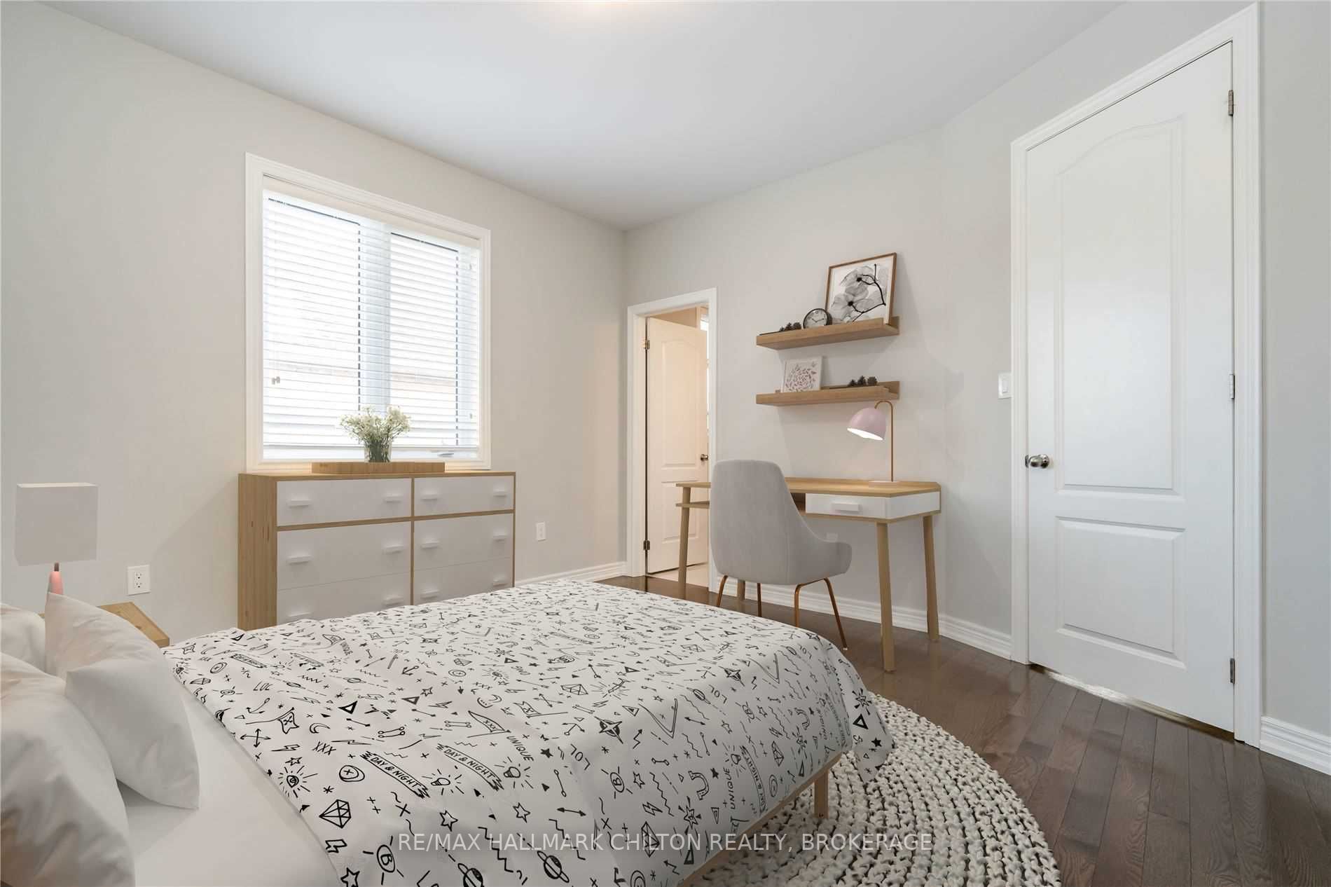 56 Redmond Cres