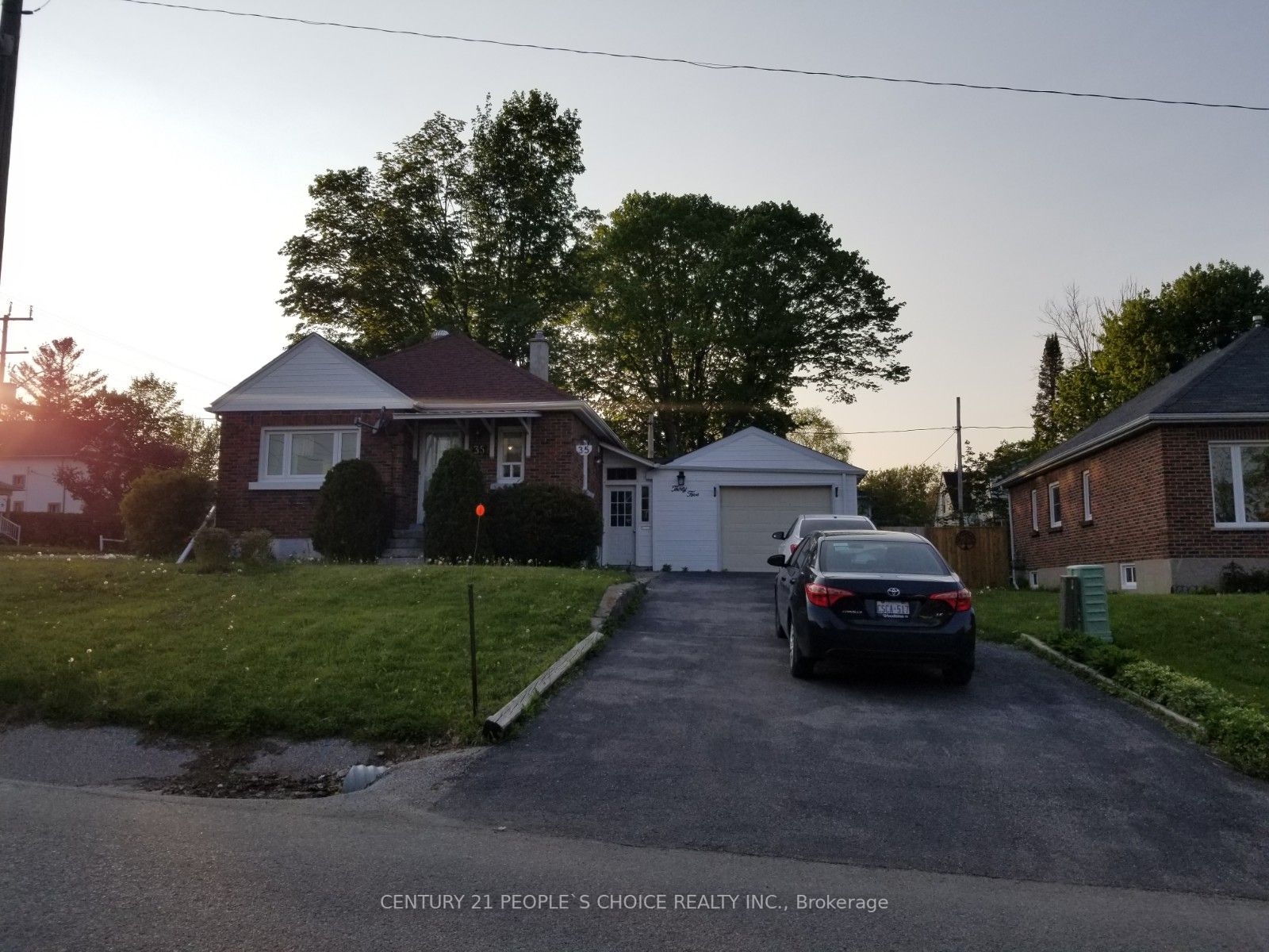 35 Argyle Avenue
