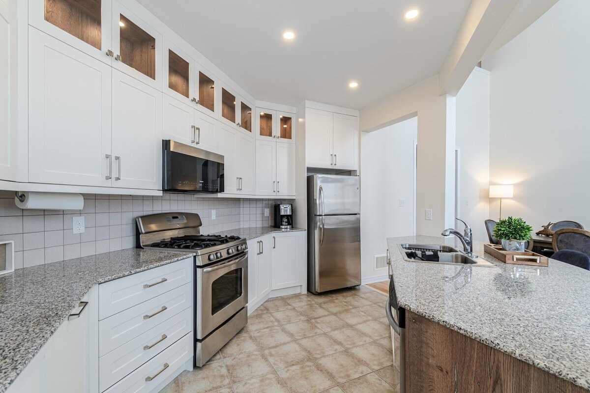 25 Waterview Road